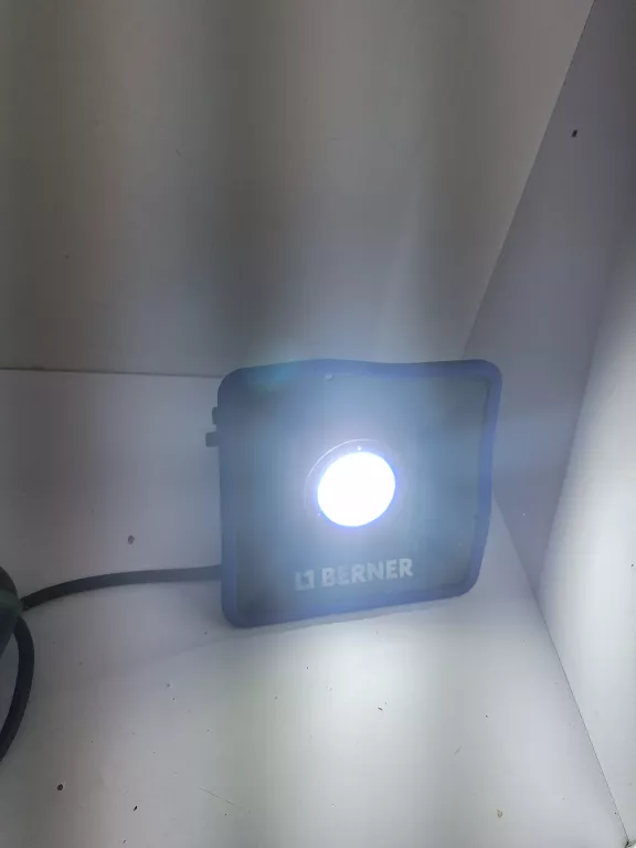 REFLEKTOR LED BERNER FLOODLIGHT ACCU 332543