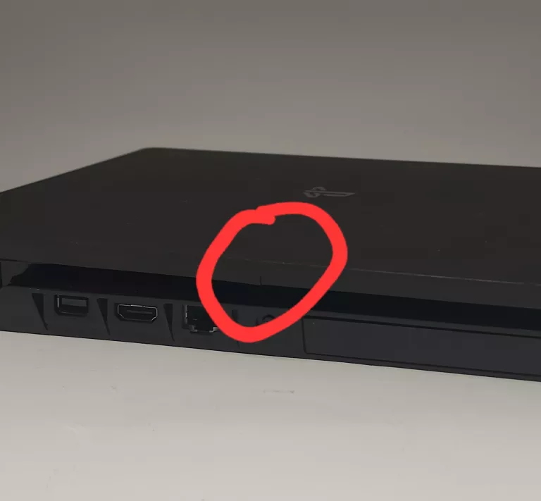 KONSOLA PS4 SLIM CUH-2116 500GB +PAD
