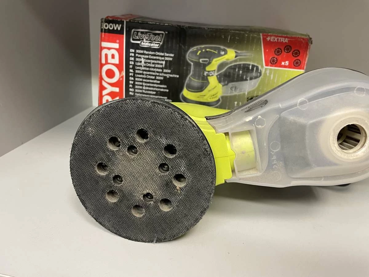 szlifierka-oscylacyjna-ryobi-ros300-ean-gtin-4892210118349