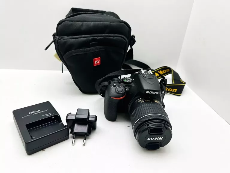 APARAT NIKON D5600 + OBIEKTYW 18-55MM + ŁADOWARKA + ETUI BDB