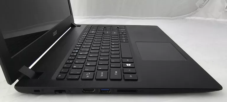 LAPTOP ACER ASPIRE 3 A315-21-24DH N17Q3