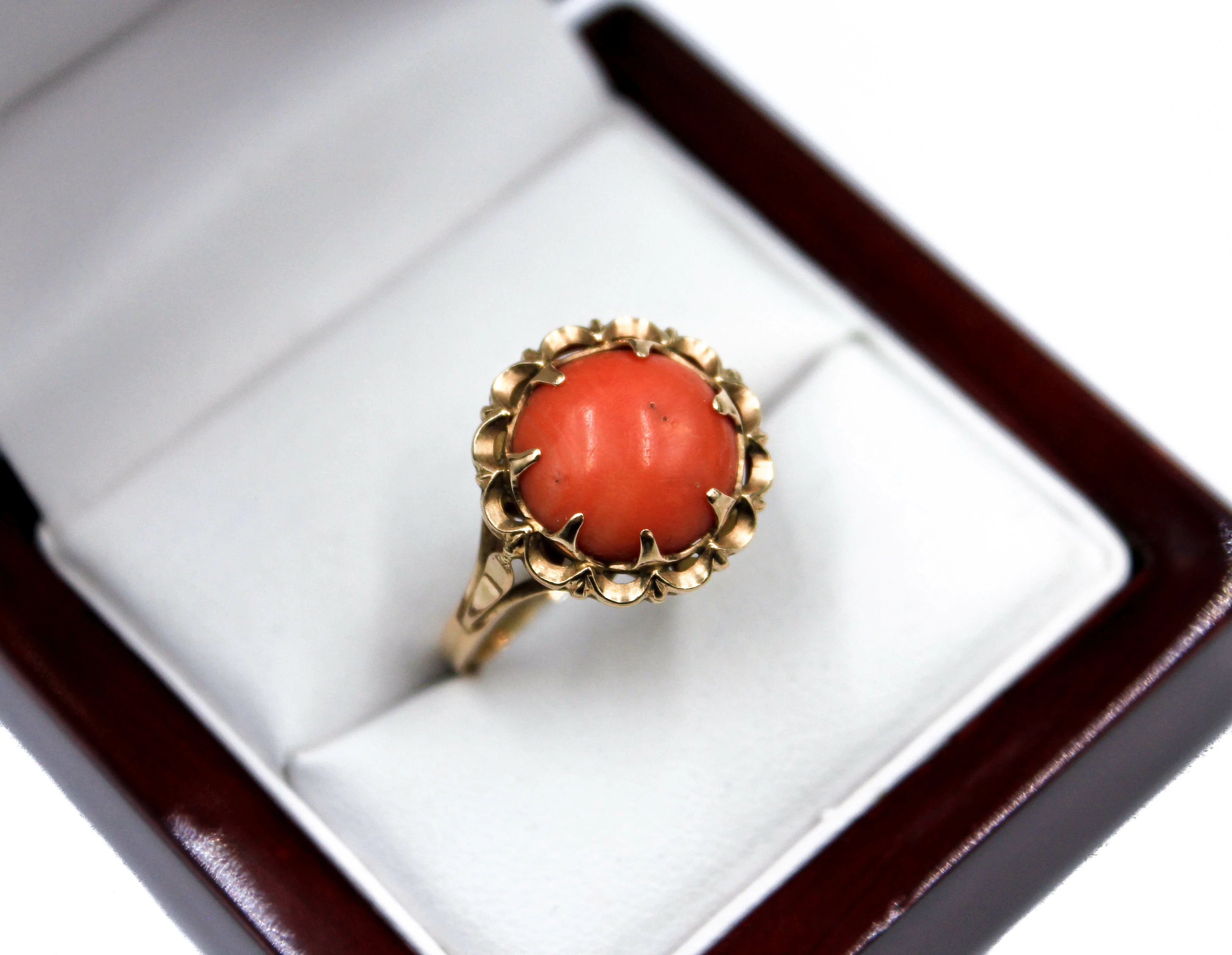 zloty-pierscionek-z-koralem-56-g-r-23-marka-226434-1704211