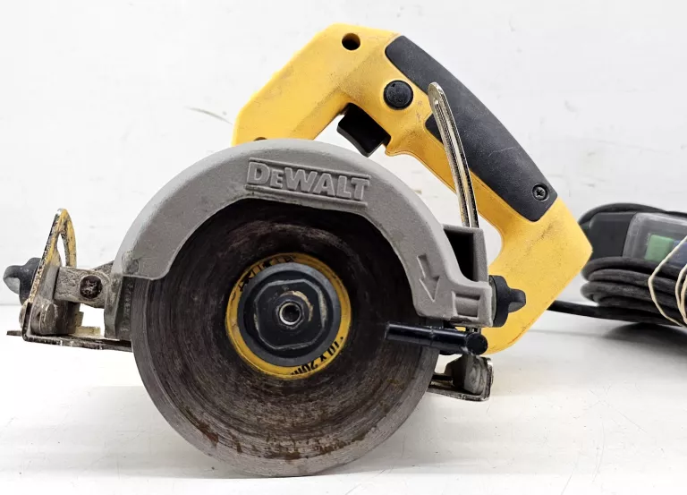 DEWALT DWC410 RĘCZNA PRZECINARKA DO PŁYTEK CERAMICZNYCH 110 MM, NA MOKRO