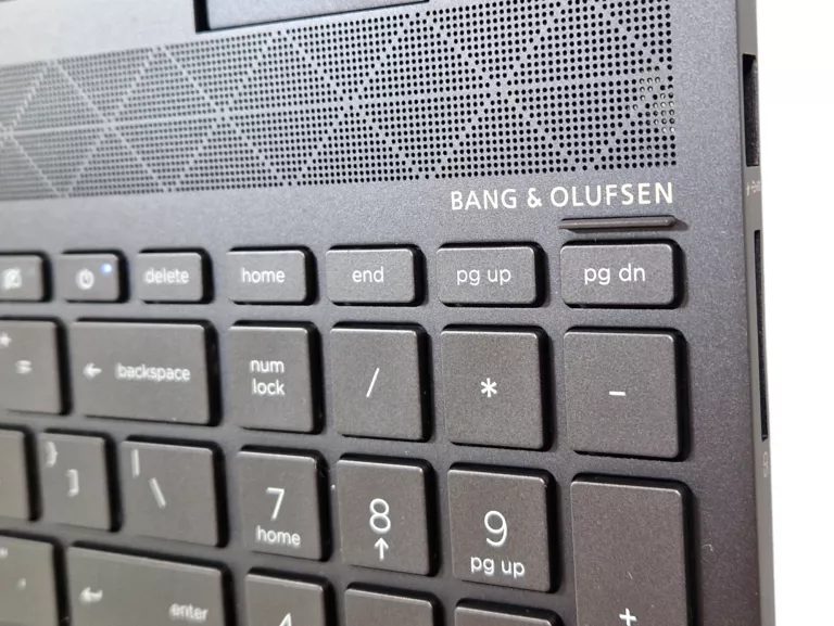 LAPTOP HP ENVY X360 15-EE1093CL RYZEN 7 16GB 512GB SSD W11 TOUCH SYSTEM