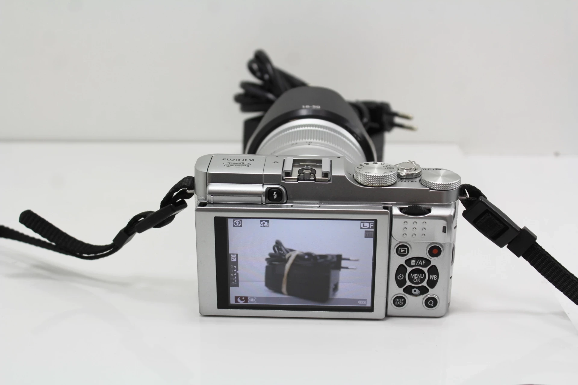 aparet-fujifilm-x-a2-obiektyw-16-50mm-135-56-ois-ean-gtin-4547410298505