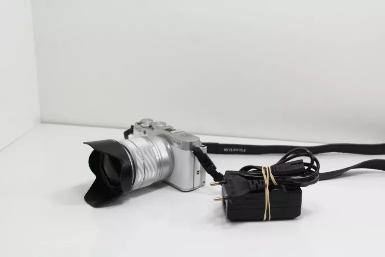 aparet-fujifilm-x-a2-obiektyw-16-50mm-135-56-ois-stan-uzywany