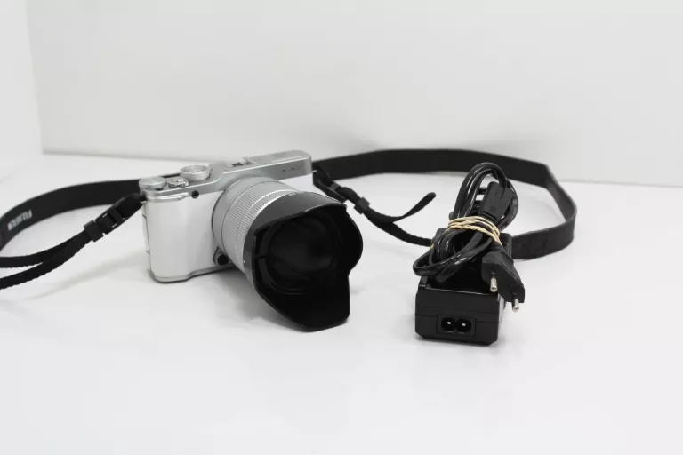 aparet-fujifilm-x-a2-obiektyw-16-50mm-135-56-ois-aleje-jerozolimskie-33-warszawa-boonum