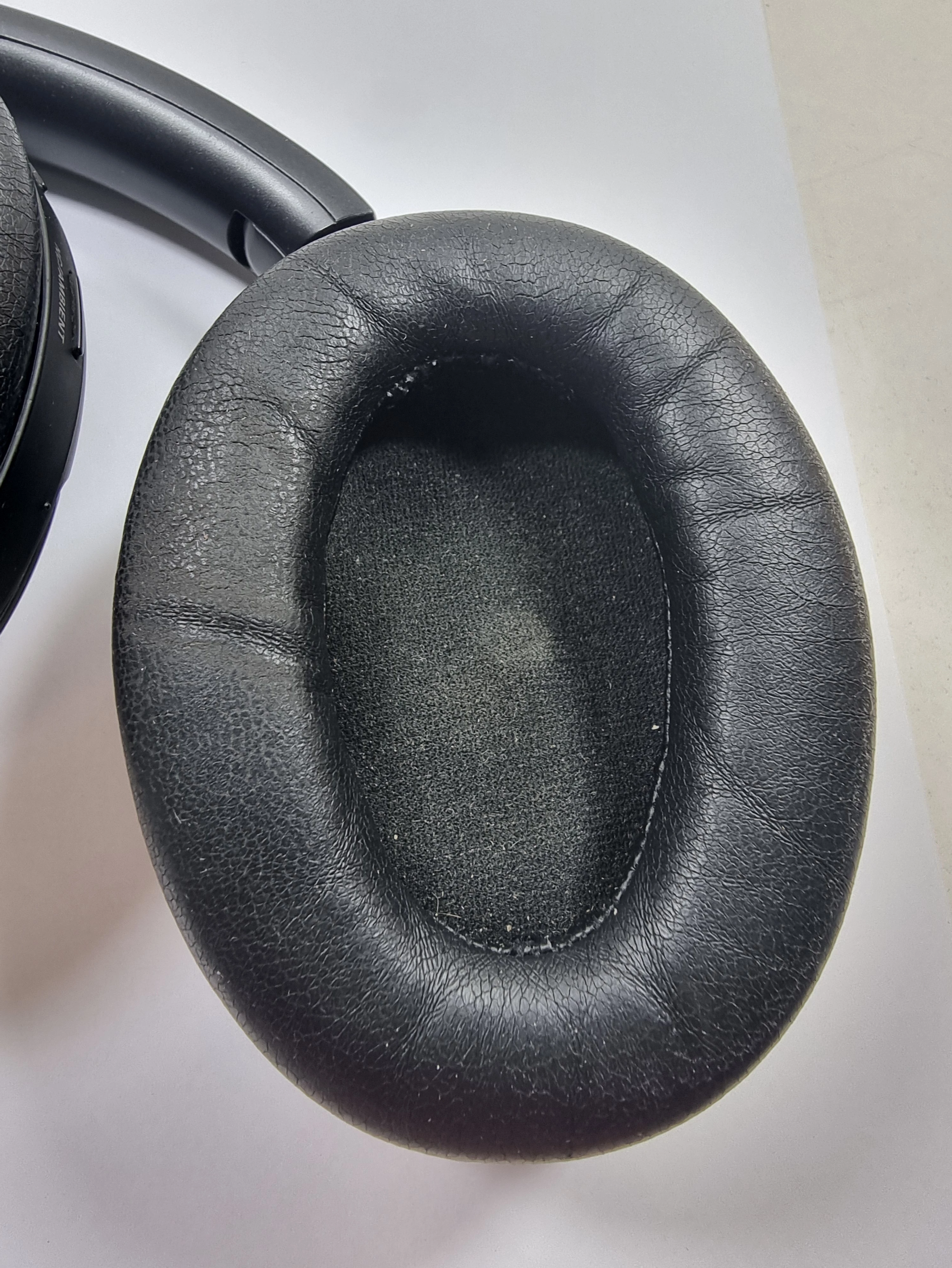 sluchawki-sony-wh-1000xm3-rodzaj-sluchawek-nauszne