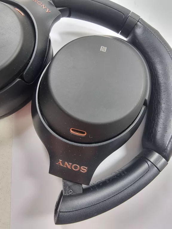 sluchawki-sony-wh-1000xm3-marka-sony