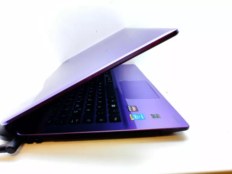 LAPTOP TOSHIBA L50-2FD
