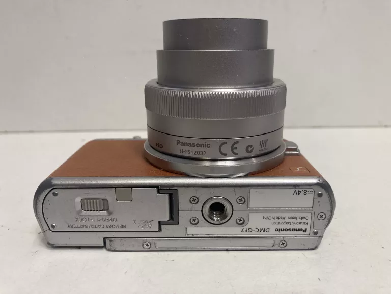 PANASONIC LUMIX DMC-GF7 + OBIEKTYW LUMIX G VARIO 12-32 MEGA OIS+ ŁAD DO AK