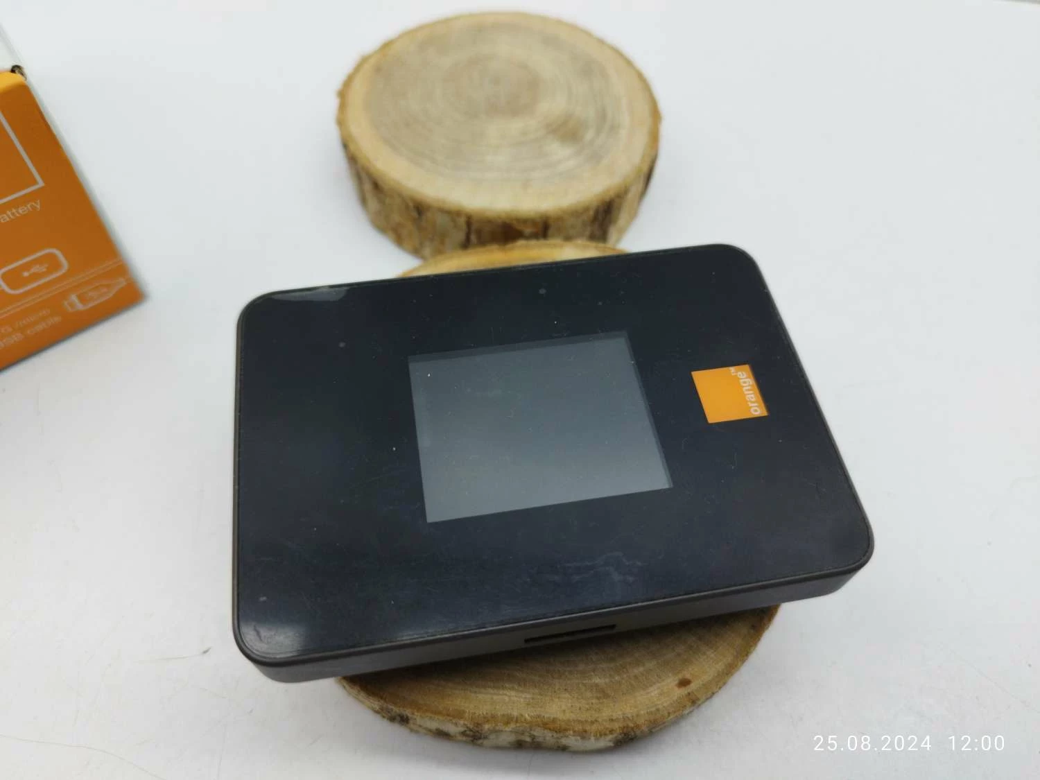 router-mobilny-alcatel-y901nb-4g-lte-model-y901nb