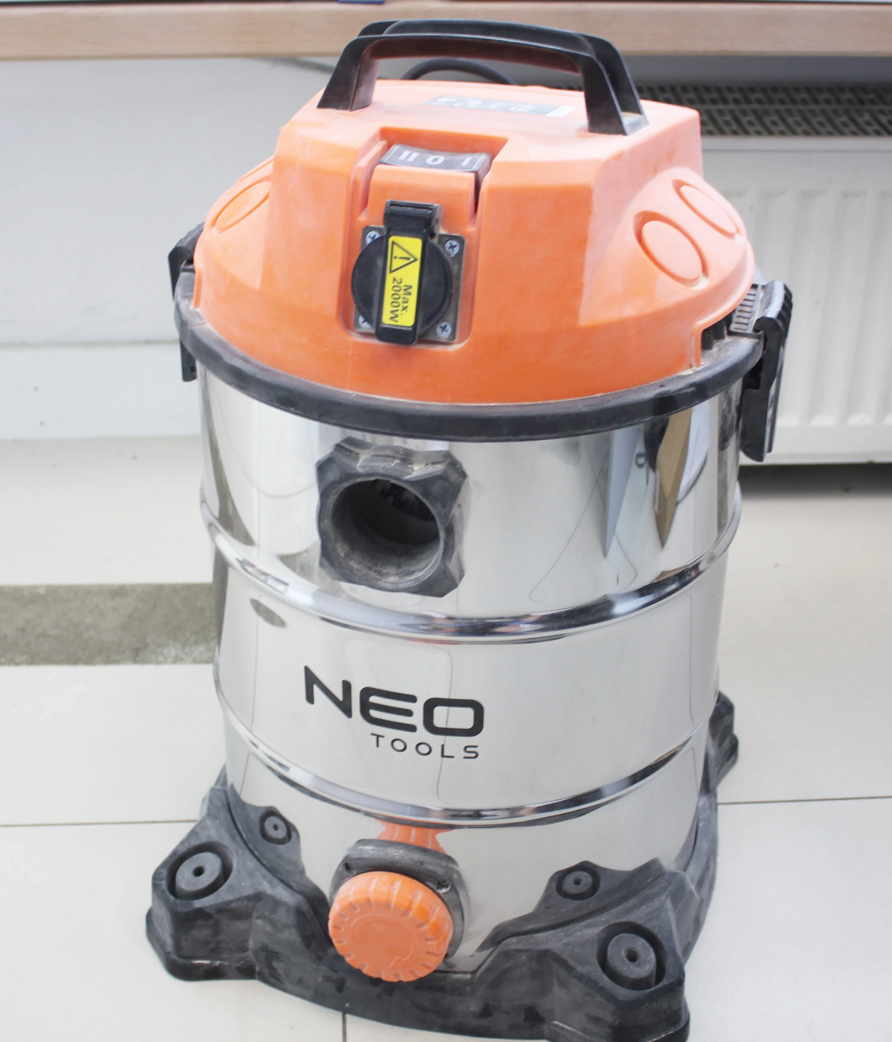 odkurzacz-przemyslowy-neo-tools-04-738-komisji-edukacji-narodowej-96u14-warszawa