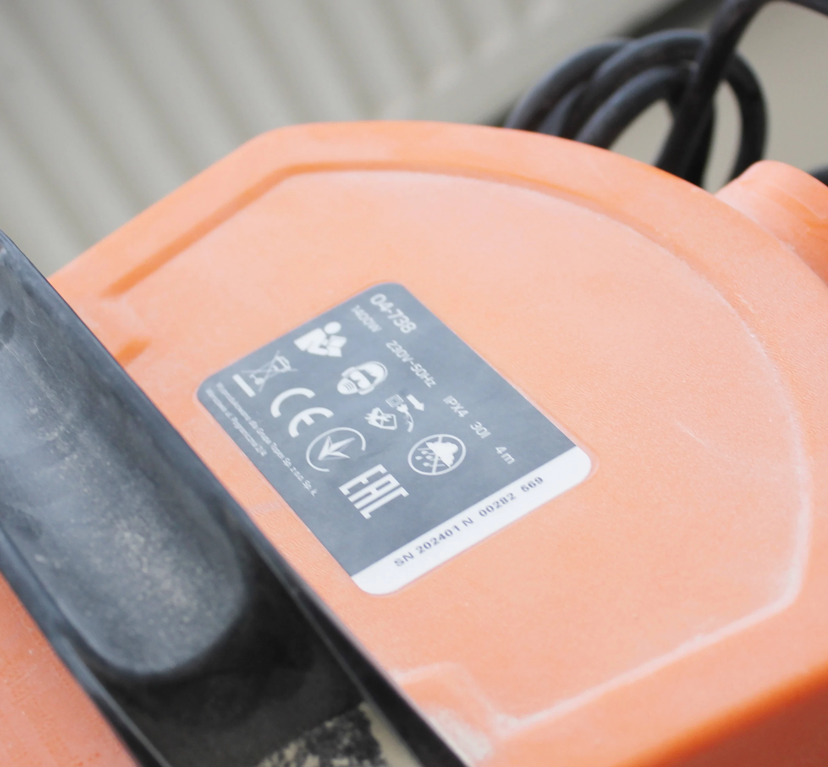 odkurzacz-przemyslowy-neo-tools-04-738-stan-11323-2