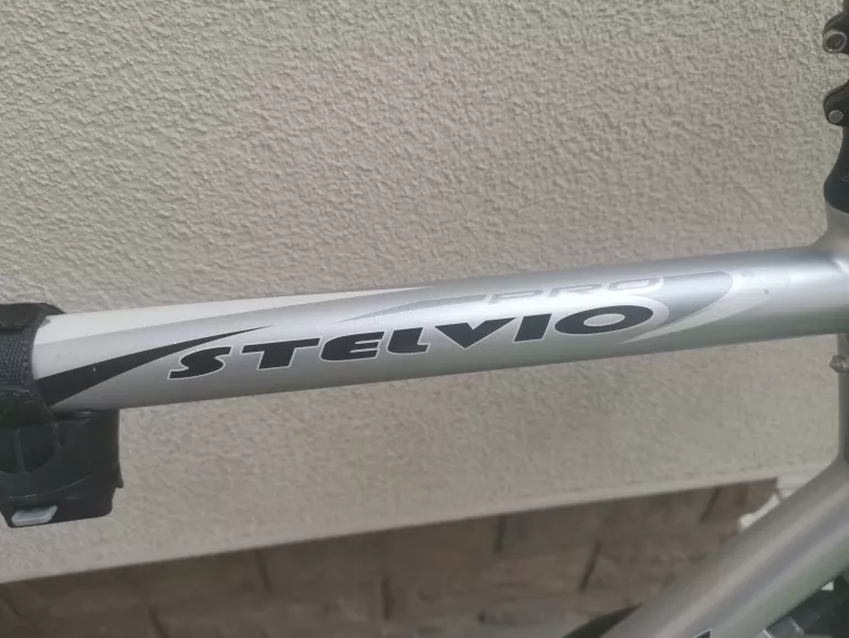 ROWER STEVENS STELVIO 28'