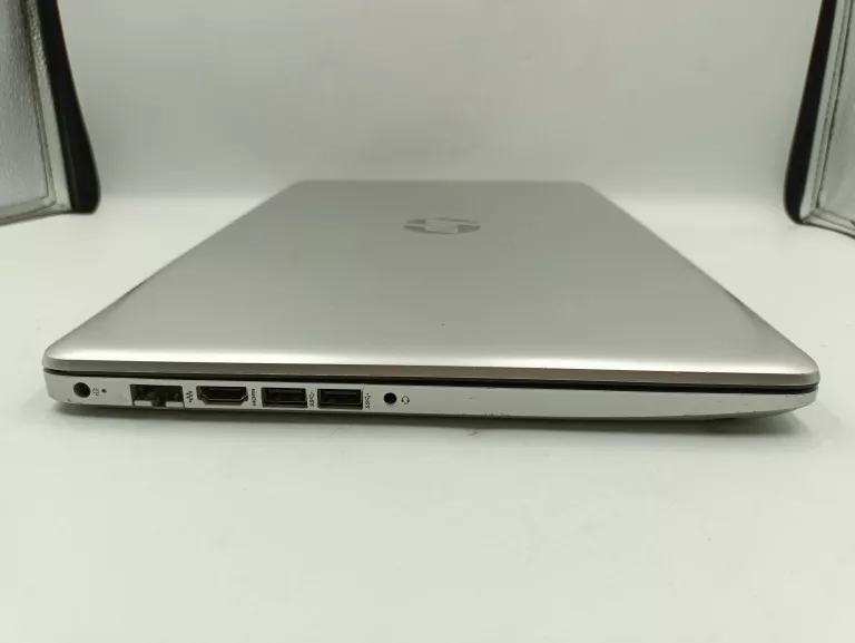 LAPTOP HP 15-DA0015NW + ZASILACZ