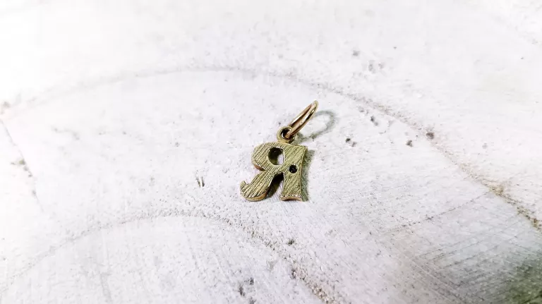 zlota-zawieszka-literka-r-z-cyrkonia-120g-583p-rodzaj-2205-2