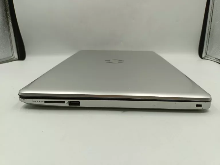 LAPTOP HP 15-DA0015NW + ZASILACZ