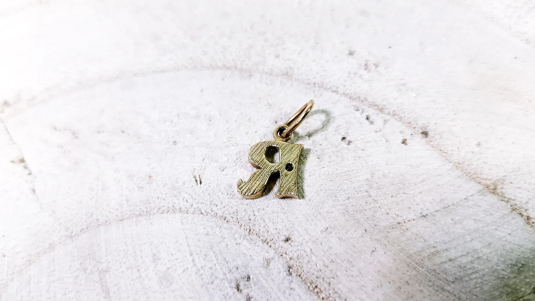 zlota-zawieszka-literka-r-z-cyrkonia-120g-583p-rodzaj-2205-2