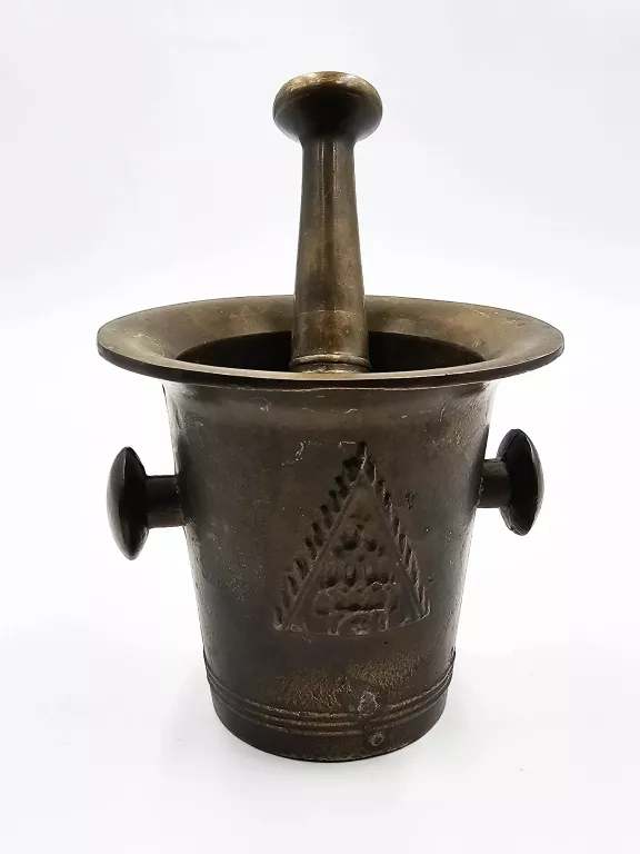 MOSIĘŻNY MOŹDZIERZ Z HERBEM WROCŁAWIA + TŁUCZEK 1,3 KG