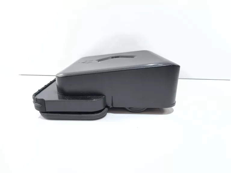 ROBOT SPRZĄTAJĄCY IROBOT BRAAVA 390T CZARNY