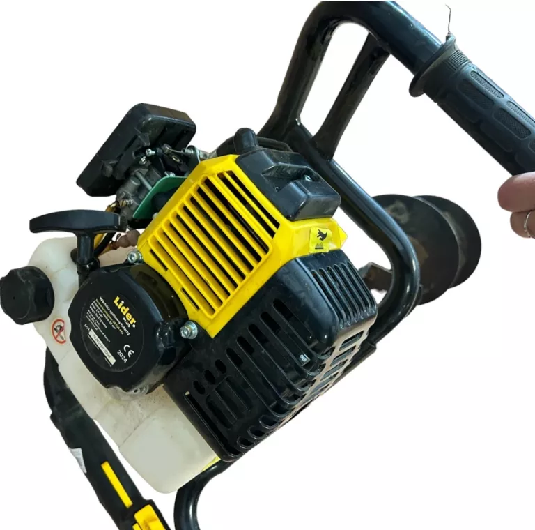 wiertnica-glebowa-spalinowa-lider-tmw52-wiertla-zasilanie-spalinowe