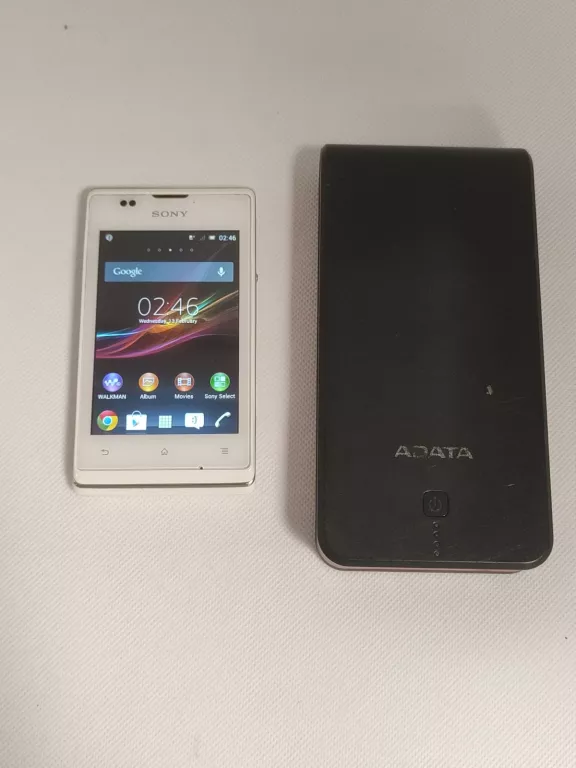 TELEFON SONY XPERIA C1505 I POWERBANK 20100