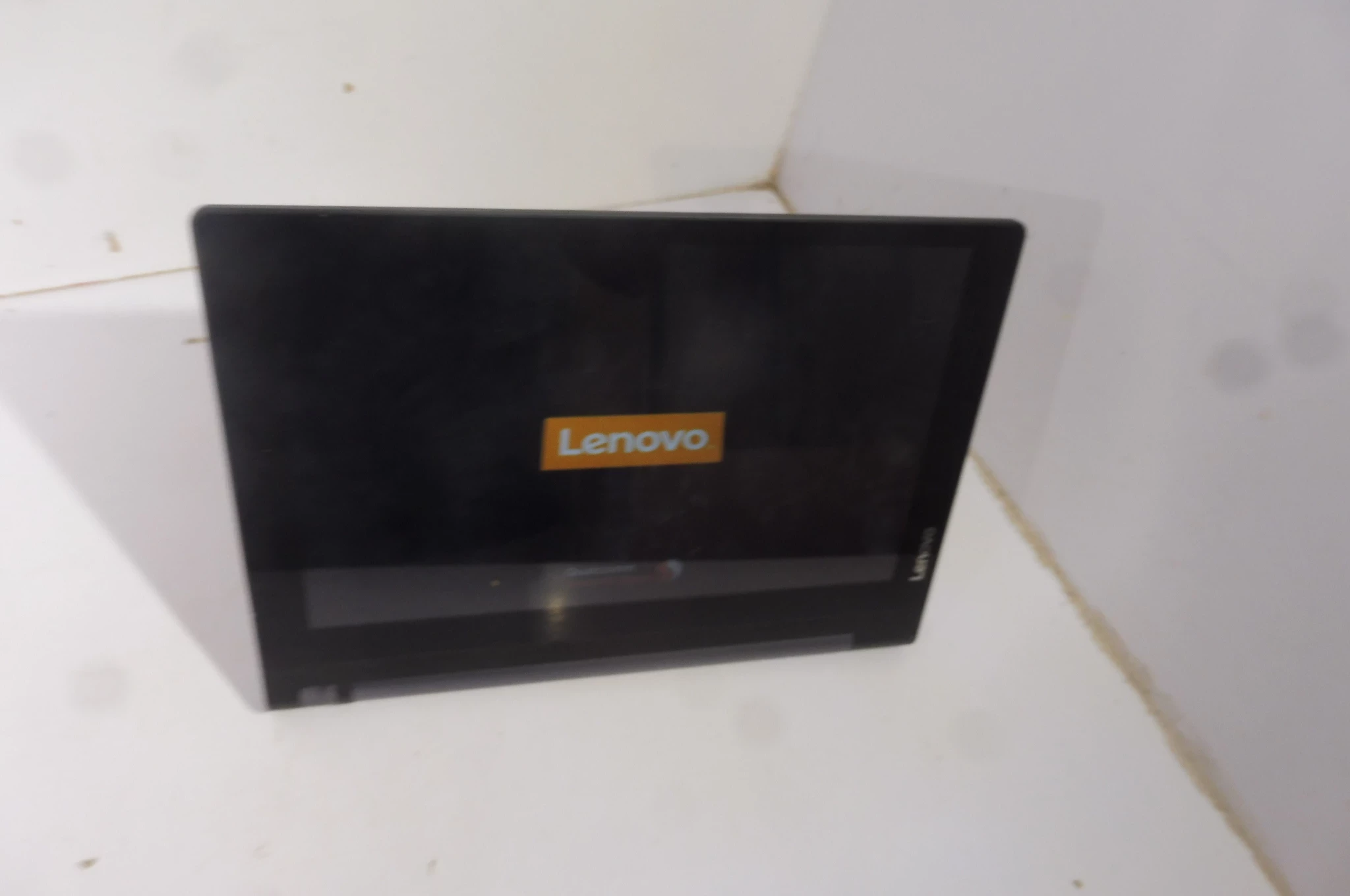tablet-lenovo-yt3-x50f-transmisja-danych-brak