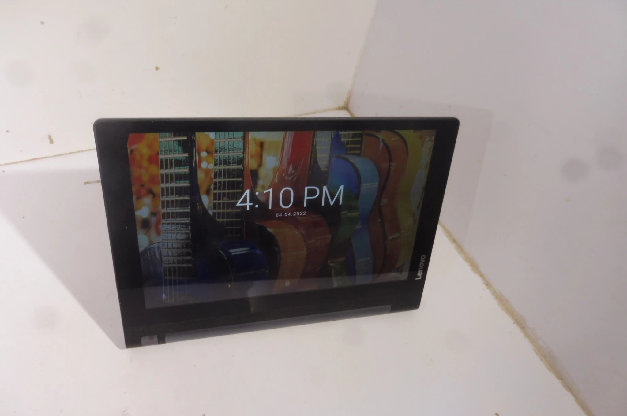 tablet-lenovo-yt3-x50f-przekatna-ekranu-101