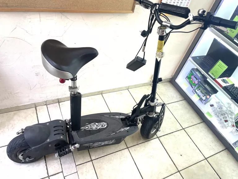 HULAJNOGA ELEKTRYCZNA MACH 1 + ŁADOWARKA