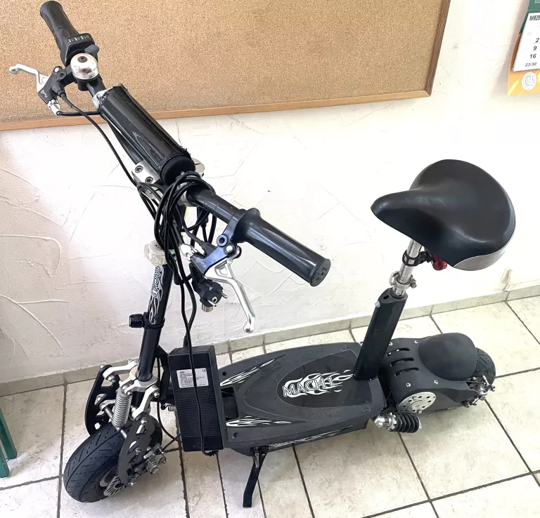 HULAJNOGA ELEKTRYCZNA MACH 1 + ŁADOWARKA
