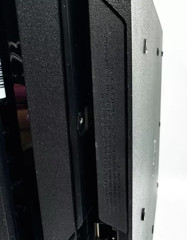 KONSOLA PS4 PRO