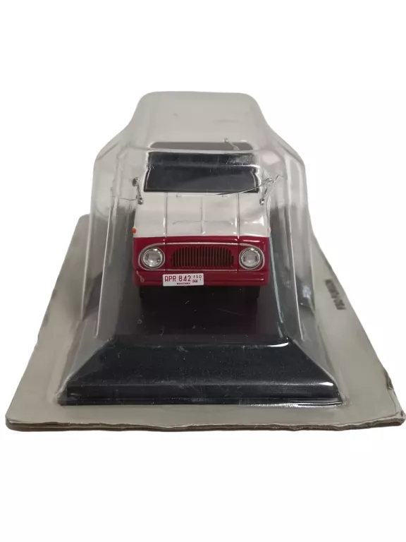 LEGENDY FSO MODEL 1:43 FSO FURGON DEAGOSTINI NUMER 27