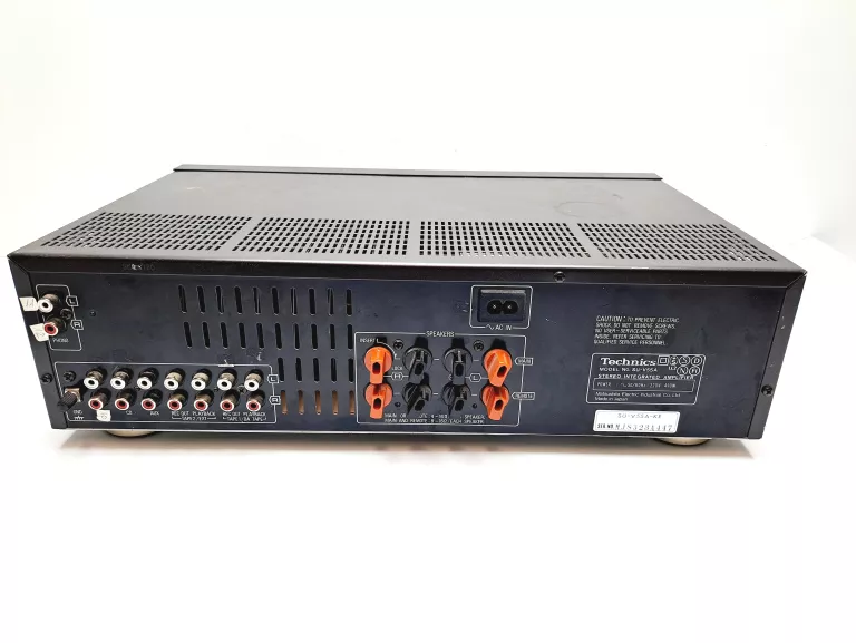 WZMACNIACZ TECHNICS SU-V55A