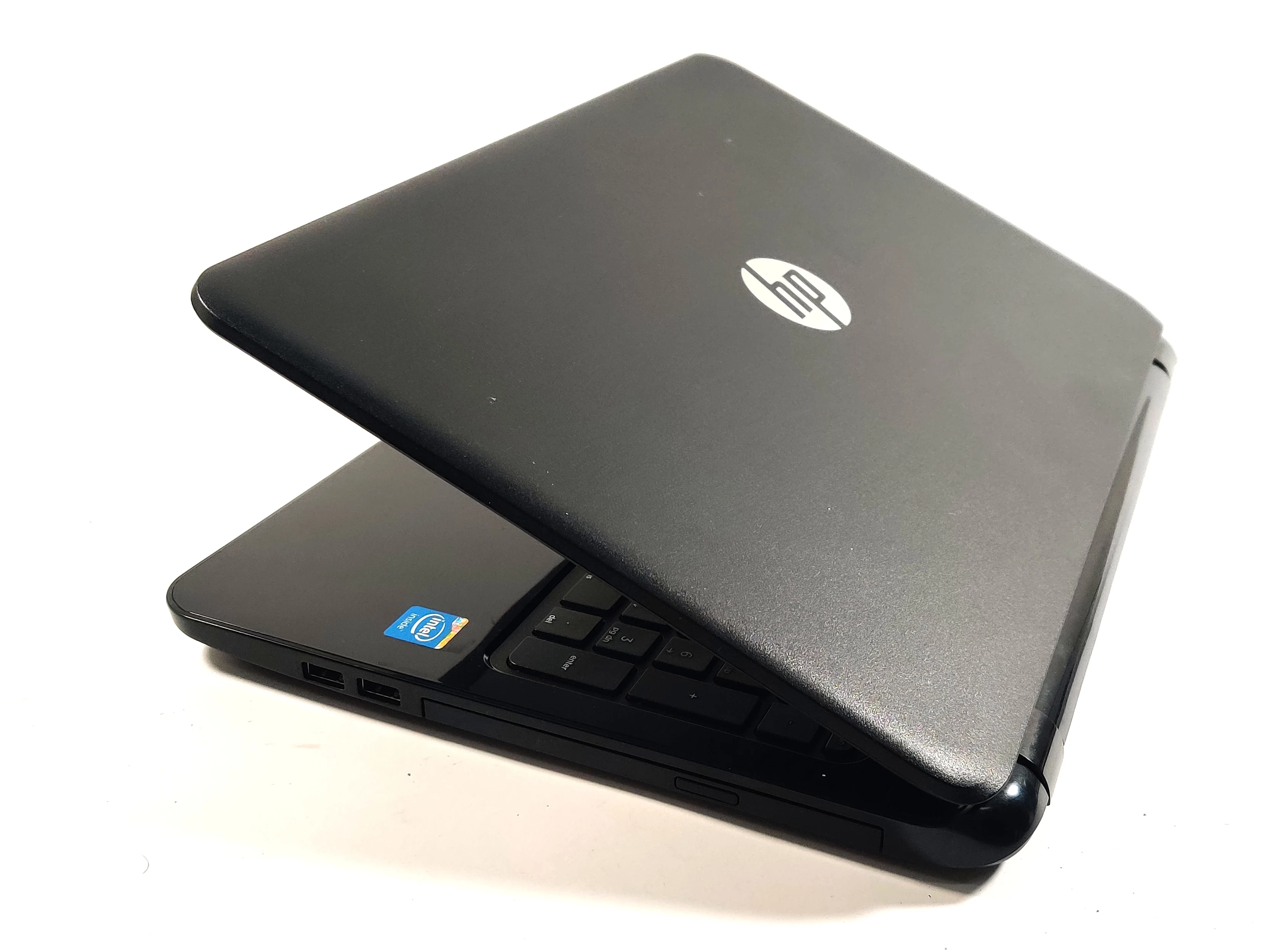 laptop-hp-model-rt3290-intel-celeron-cpu-n2840-4450gb-win-10-seria-procesora-intel-core-i3