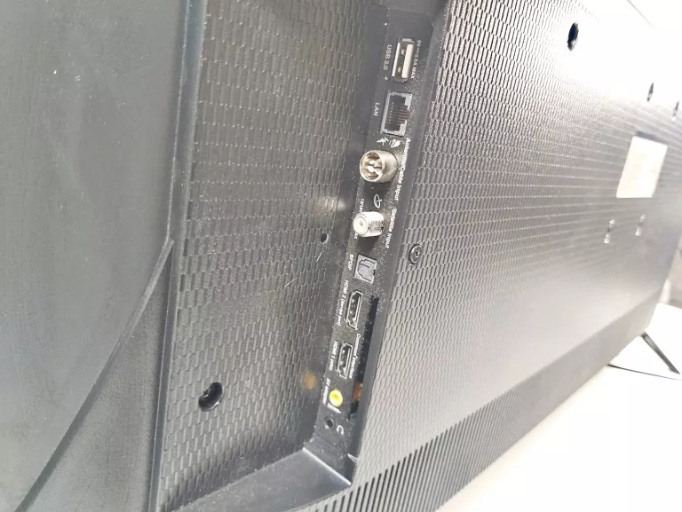 TELEWIZOR TCL 40'' SMART TV 40ES561 + PILOT