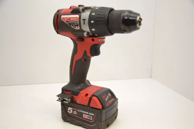 WIERTARKO-WKRĘTARKA MILWAUKEE M18BLPD2 18V