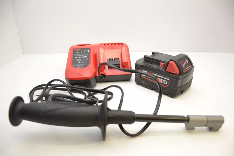 WIERTARKO-WKRĘTARKA MILWAUKEE M18BLPD2 18V