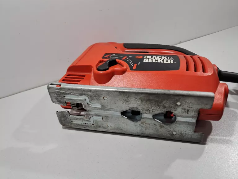 WYRZYNARKA BLACK DECKER KS 656/ USZKODZONA /NA CZĘŚCI /