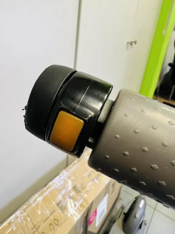 HULAJNOGA MOTUS SCOOTY 10 GWARANCJA KIERUNKOWSKAZY !!!