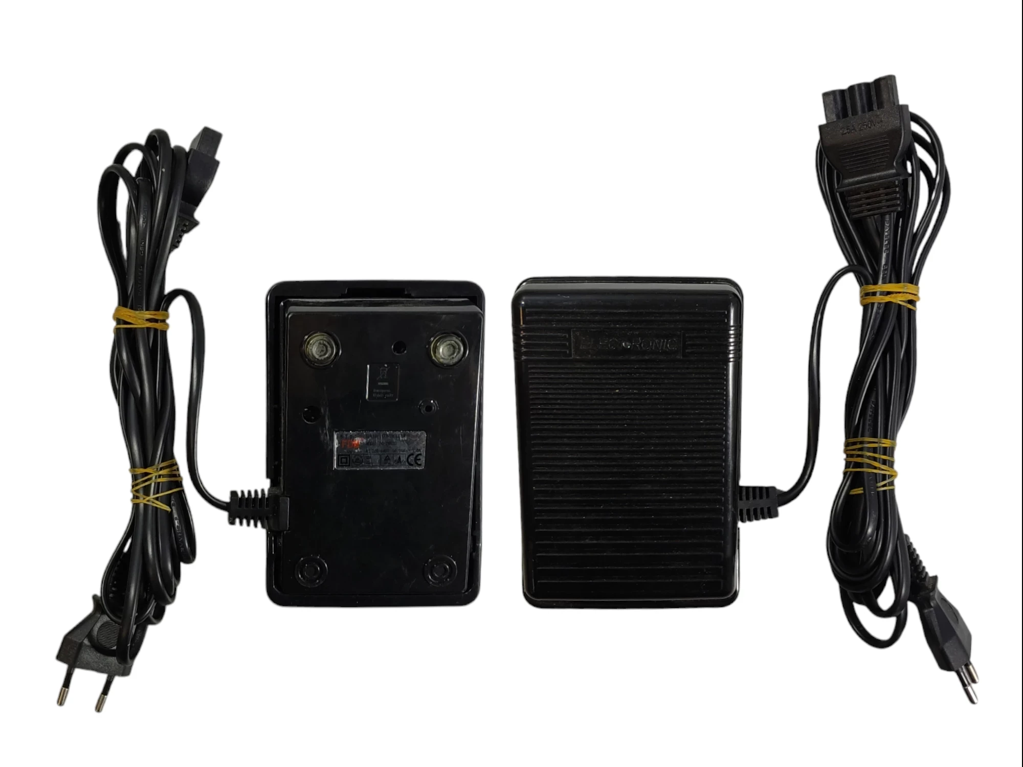 maszyna-do-szycia-singer-tradition-2250-pedal-ean-gtin-3700394500885