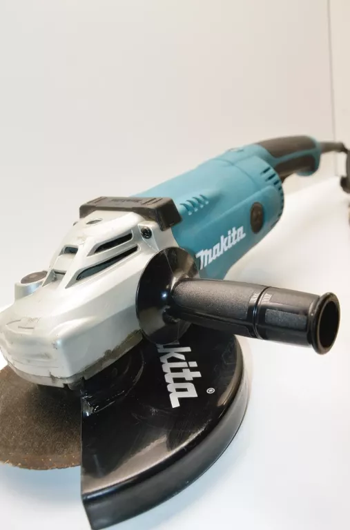 duza-szlifierka-katowa-makita-ga9020r-stan-uzywany
