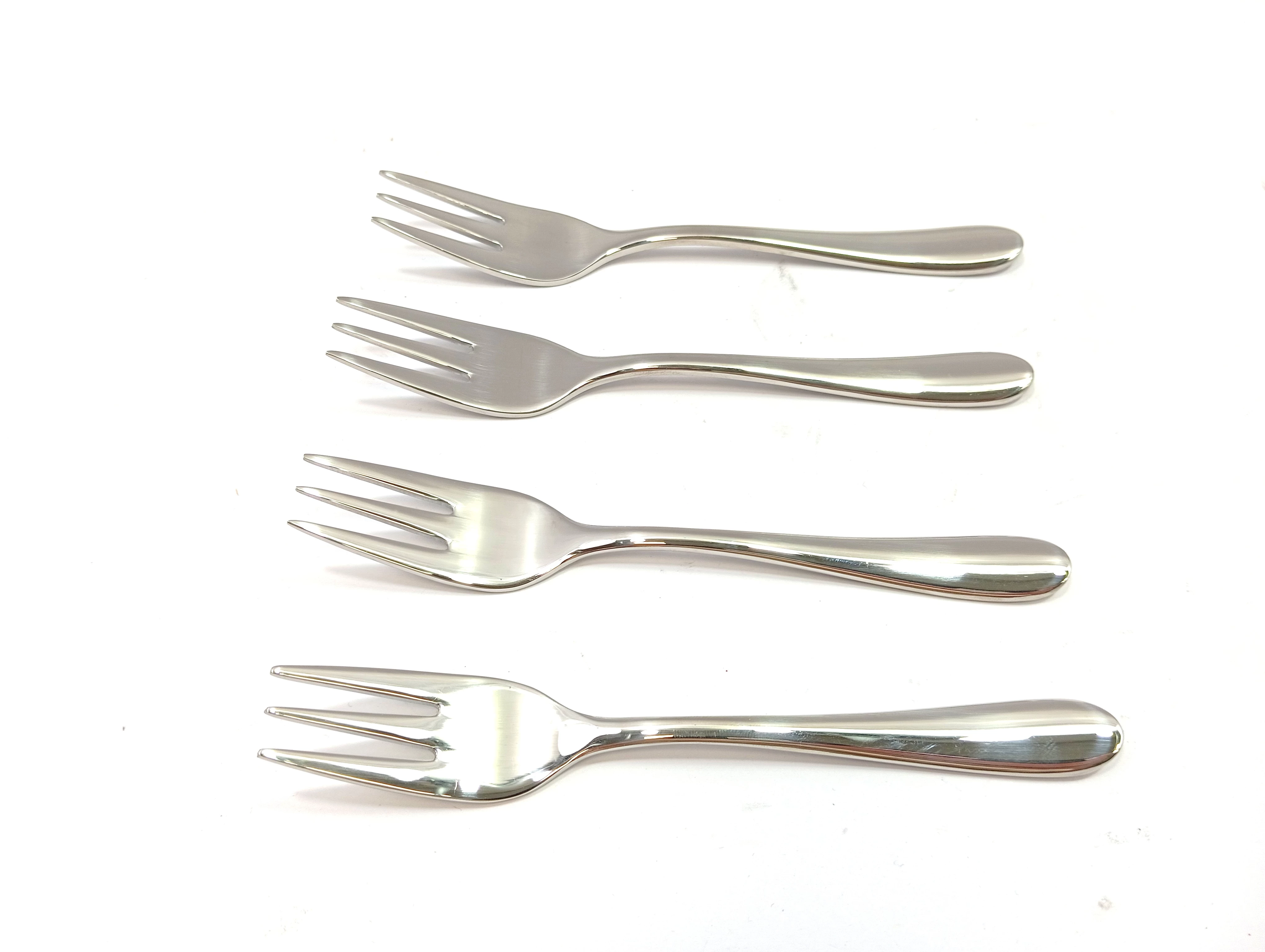 casa-mesa-4-czesciowy-zestaw-widelcow-do-ciasta-ze-stali-nierdzewnej-stan-11323-2