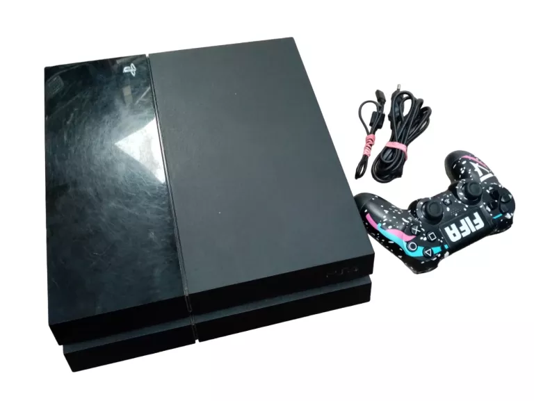 konsola-ps4-500gb-pad-kabel-zaskabel-usb-armii-krajowej-31-zarow
