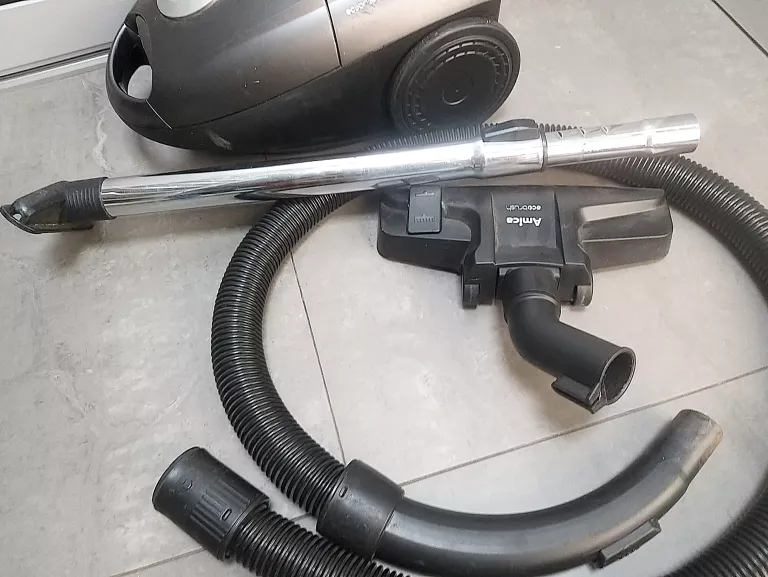 ODKURZACZ WORKOWY AMICA ZEPHYR VM 1063 900W