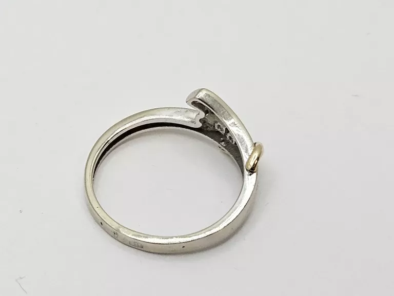 ZŁOTY DAMSKI PIERŚCIONEK 585P (14K)