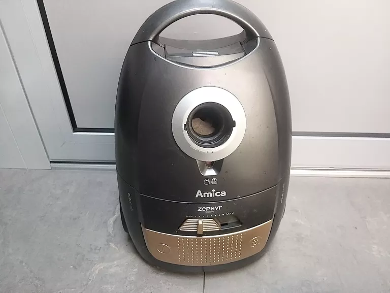ODKURZACZ WORKOWY AMICA ZEPHYR VM 1063 900W