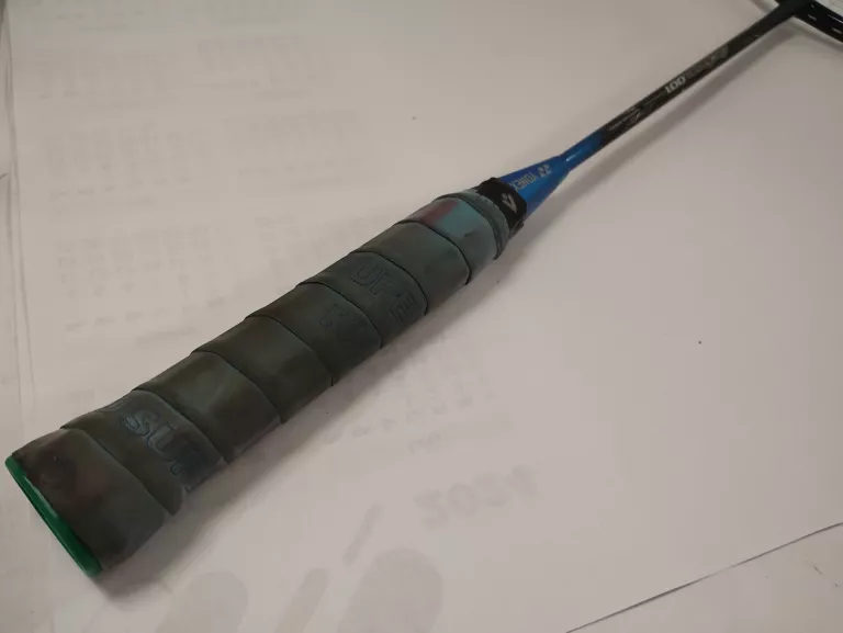 ZESTAW RAKIET DO BADMINTONA RAKIETA BABOLAT BLAST X FEEL YONEX ARCSABER 00