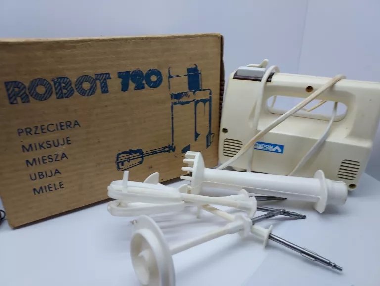 MASZYNA ROBOT 720 MIKSER PRL NIEWIADÓW