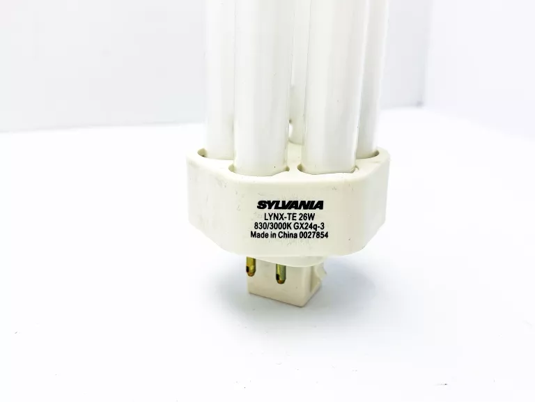 ŻARÓWKA SYLVANIA 1800 LUMEN WARM WHITE 26W